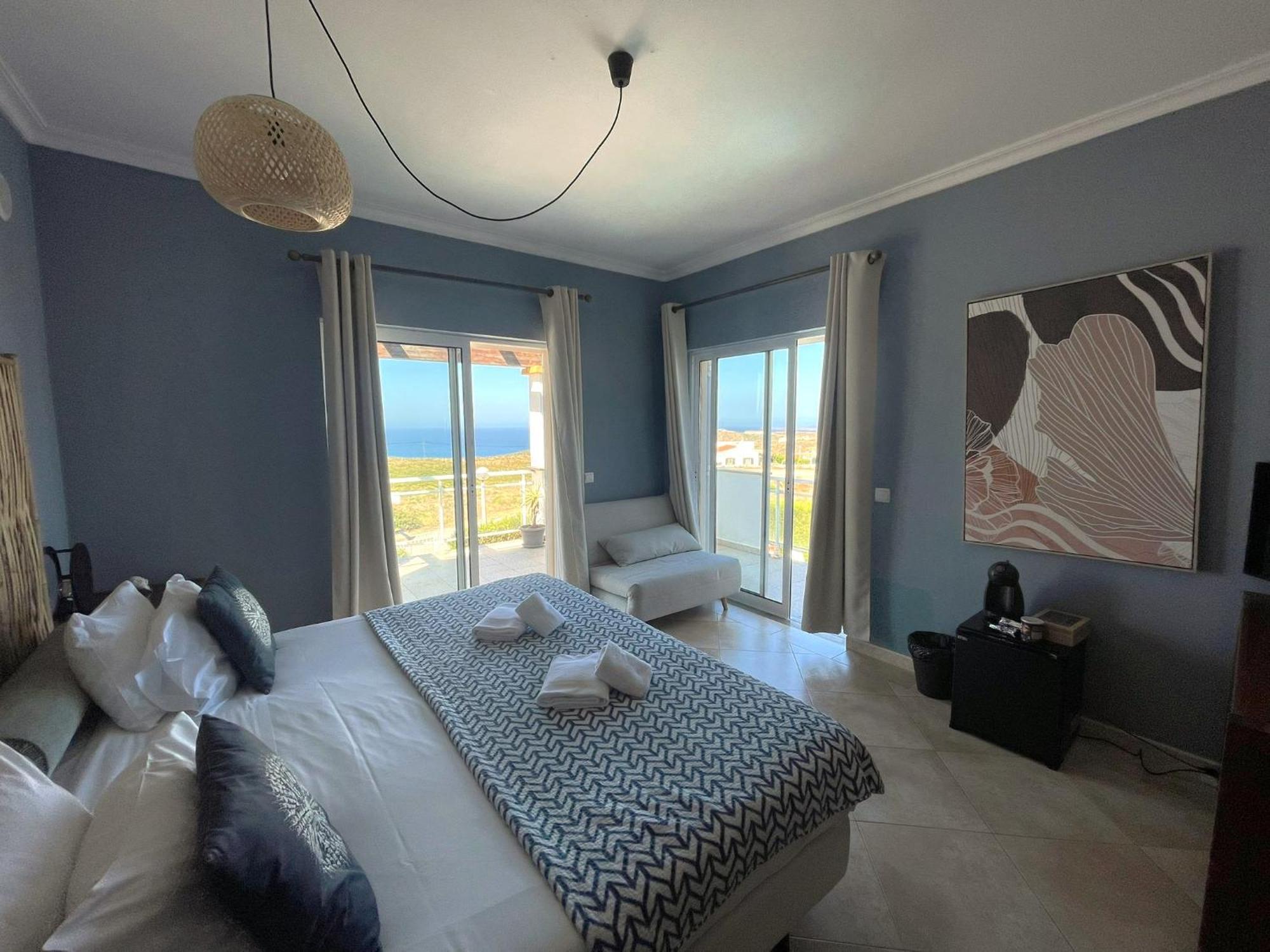 Arrifana Destination Suites อัลเจซูร์ ภายนอก รูปภาพ