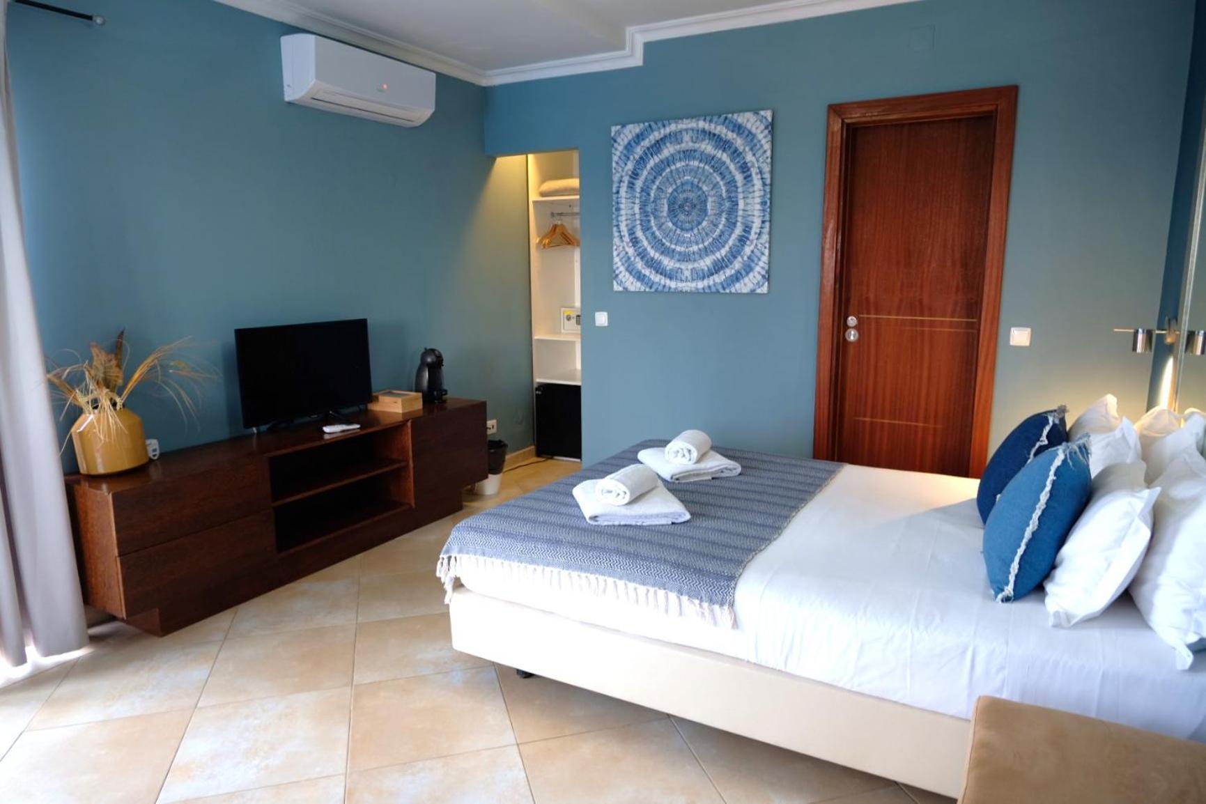 Arrifana Destination Suites อัลเจซูร์ ภายนอก รูปภาพ